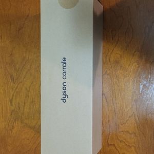 Dyson corrale presentation case in blue